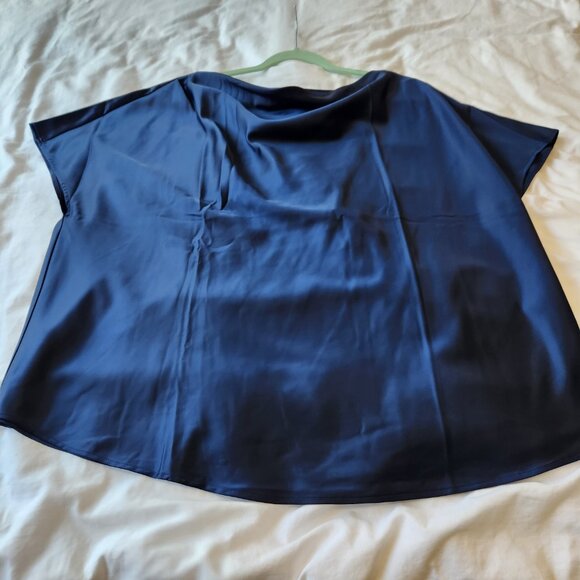 Universal Standard Viva Boatneck Top - Navy - Picture 6 of 11